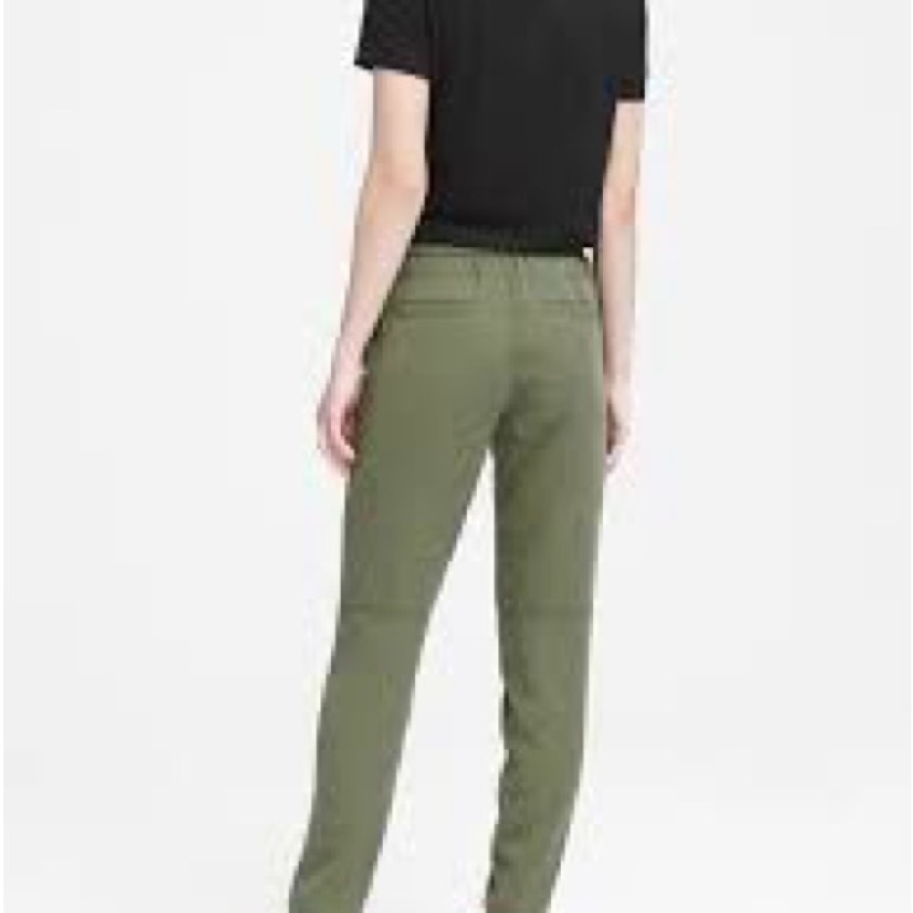 Banana Republic olive green cargo pants size 10